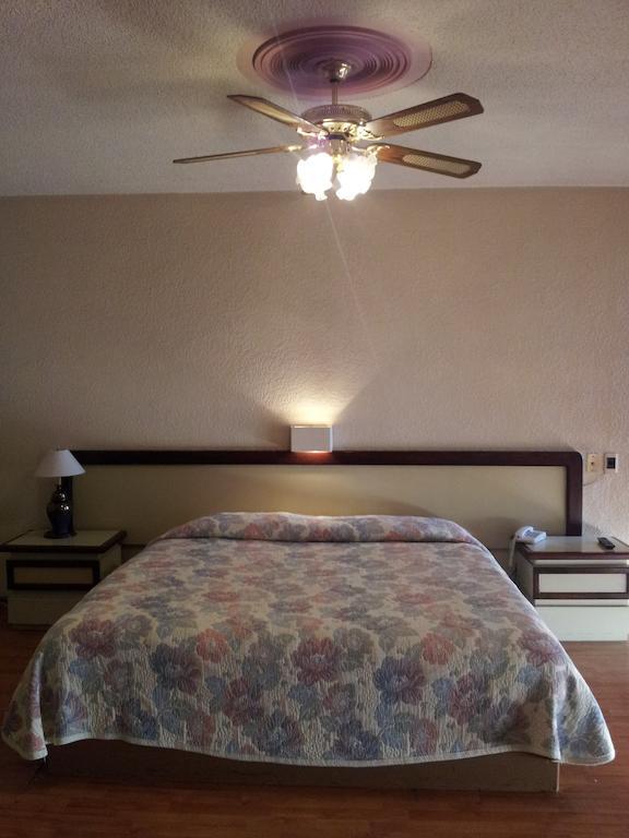 Hotel El Monte Саламанка Номер фото
