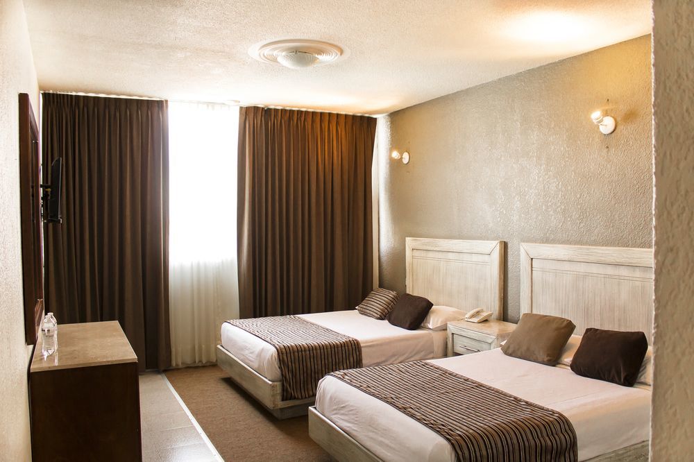 Hotel El Monte Саламанка Экстерьер фото