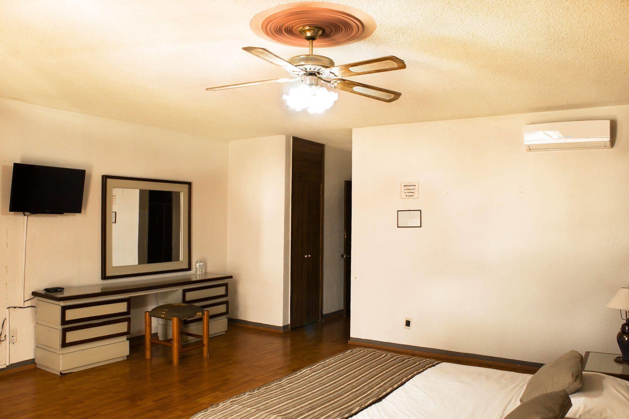 Hotel El Monte Саламанка Экстерьер фото